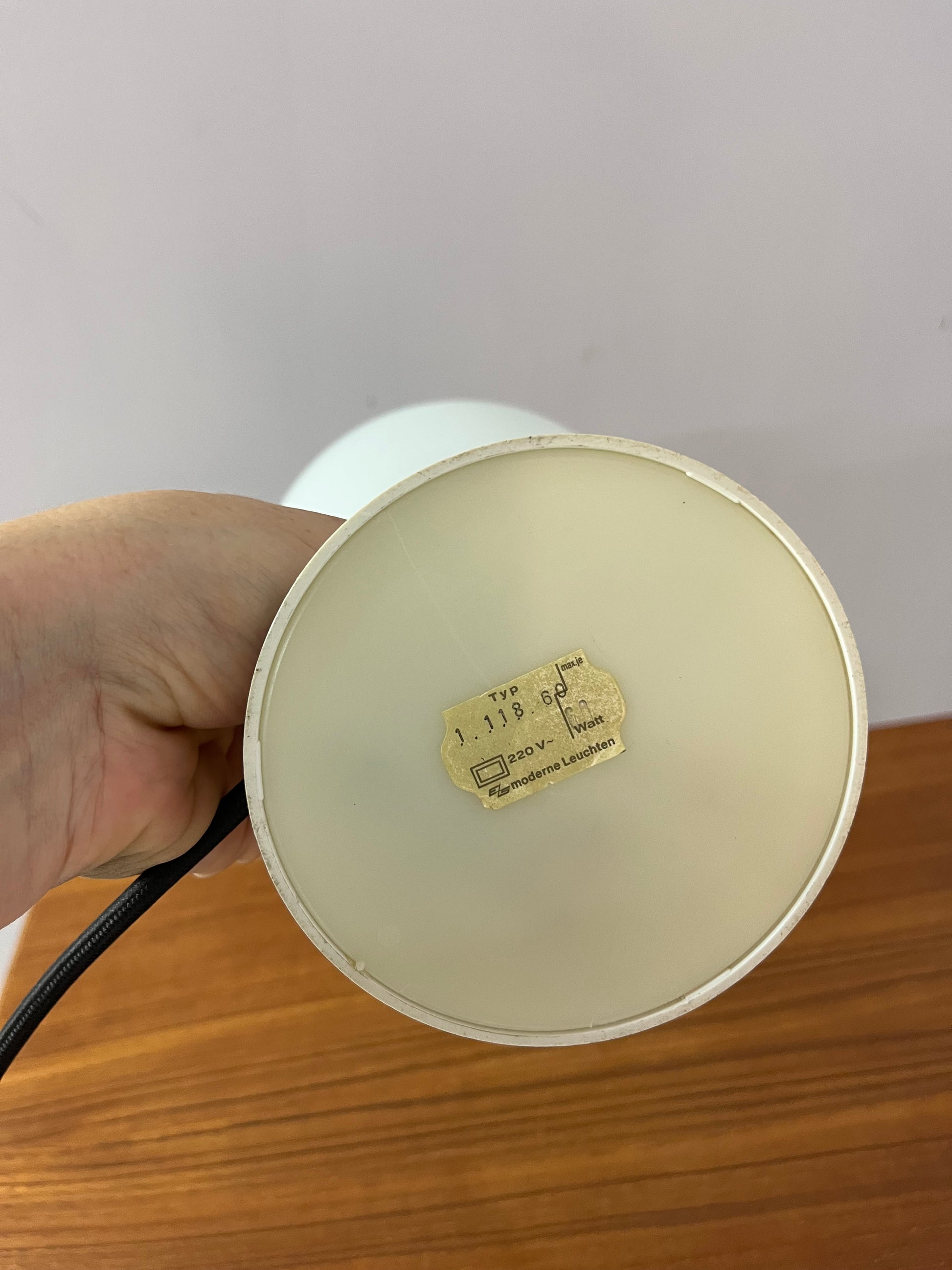 Kugeltischlampe Creme Messing von ETS Moderne Leuchten