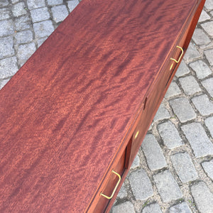 Schuhschrank Teak mit Messinggriffen aus Dänemark