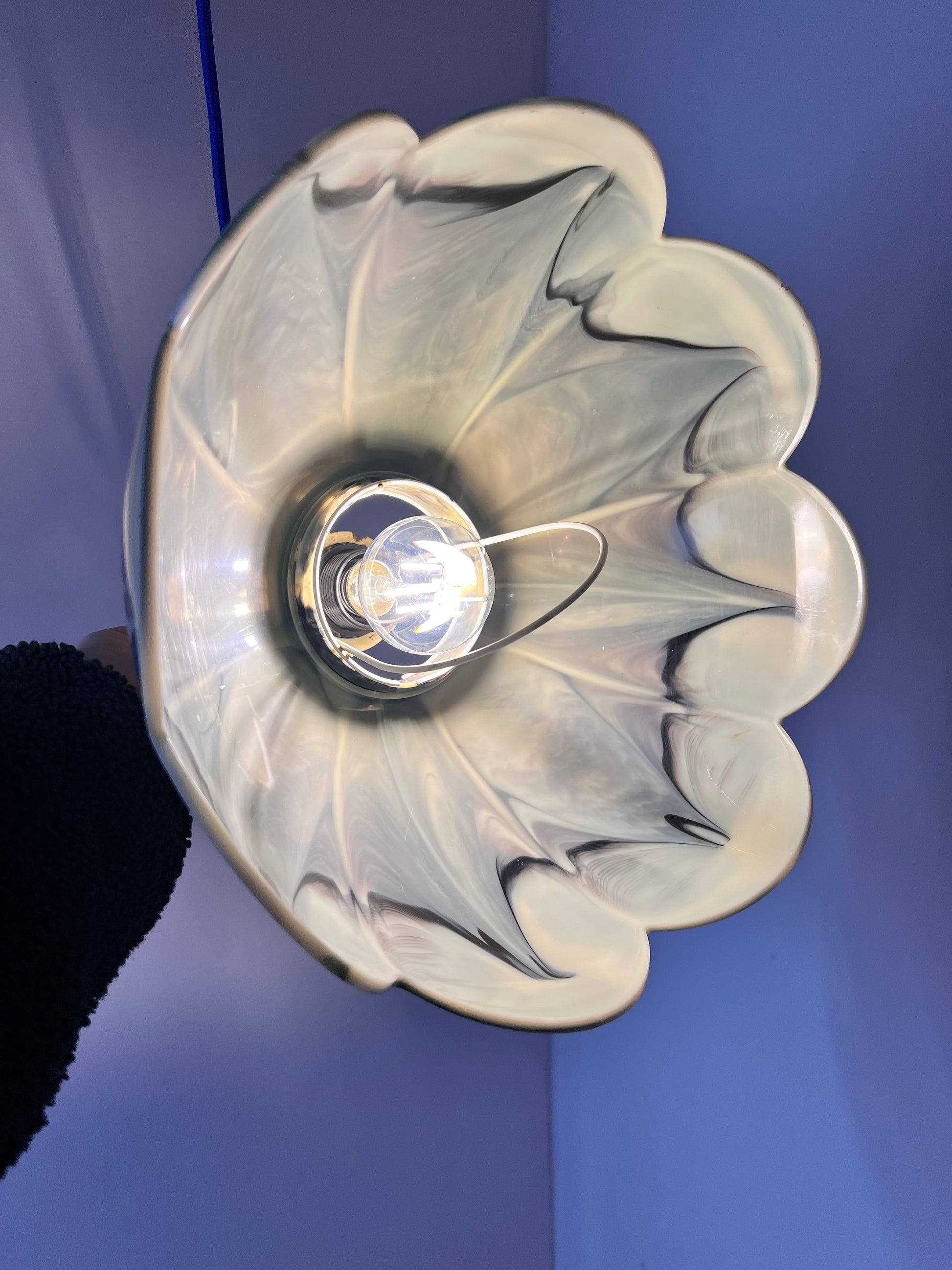 Hängelampe marmorierte Blume Kunststoff aus Dänemark