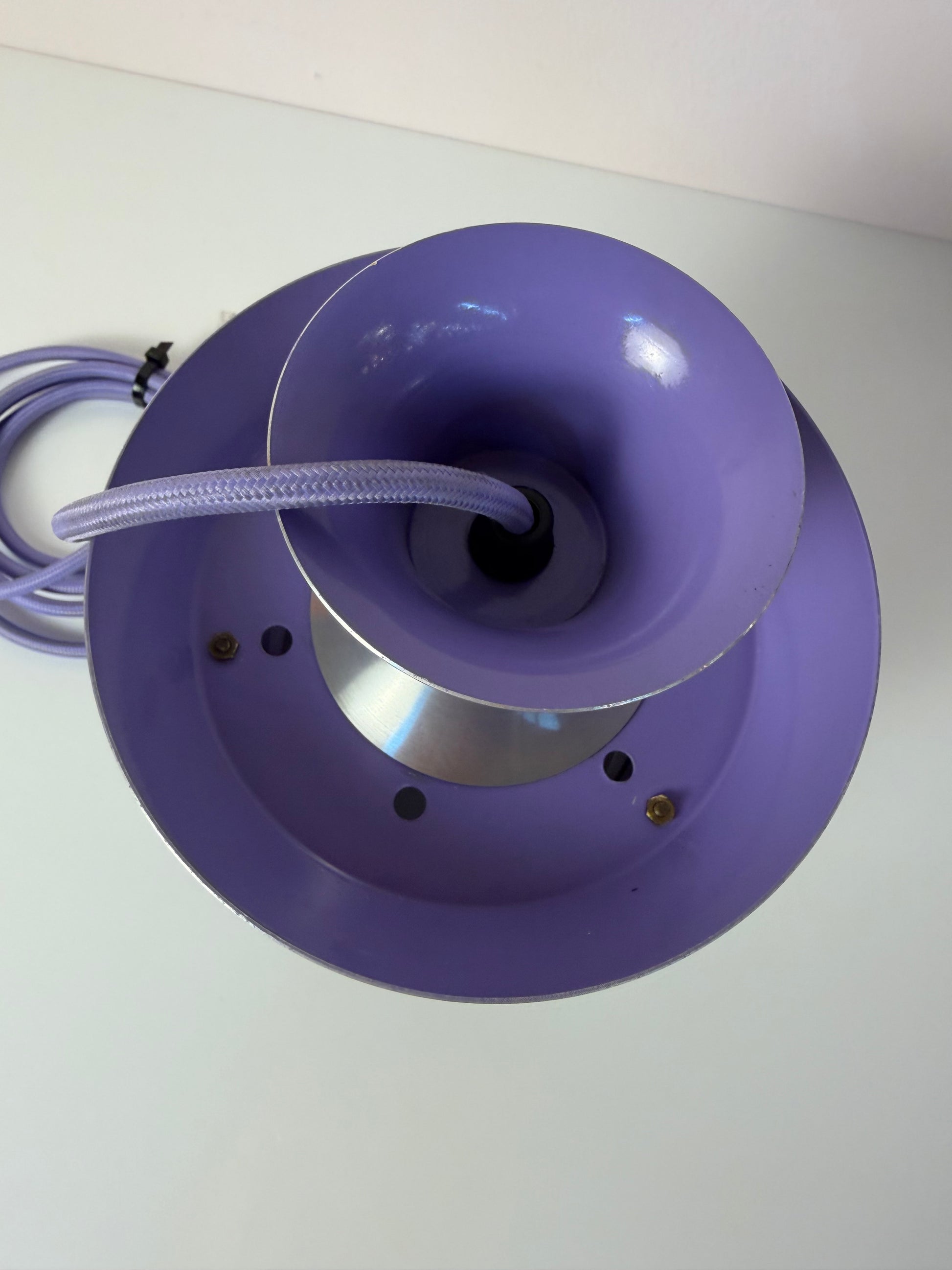 Lamellenlampe Trava silber schwarz lila von Carl Thore für Granhaga