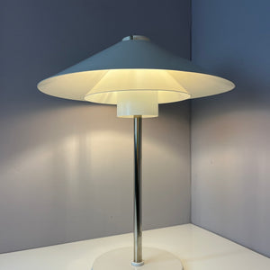 Tischlampe Trapez weiß orange von Christian Hvidt für Nordisk Solar