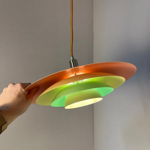 Lamellenlampe neu lackiert peach gelb mint aus Dänemark