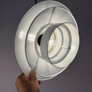 Lamellenlampe Hochglanz weiß Messing aus Dänemark