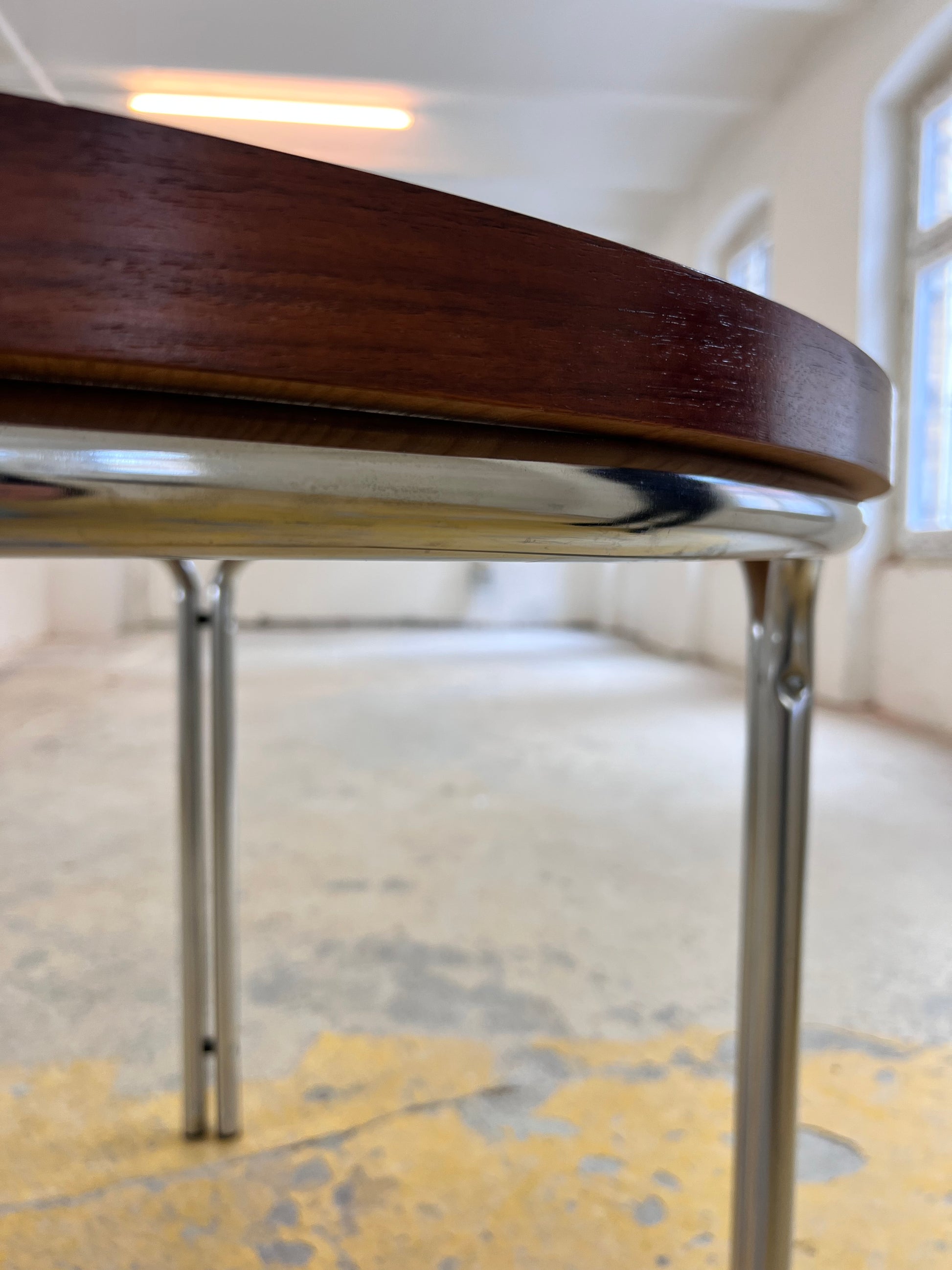 Runder Esstisch Palisander & Chrom