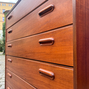 Breite Kommode Teak zugeschrieben Borge Mogensen