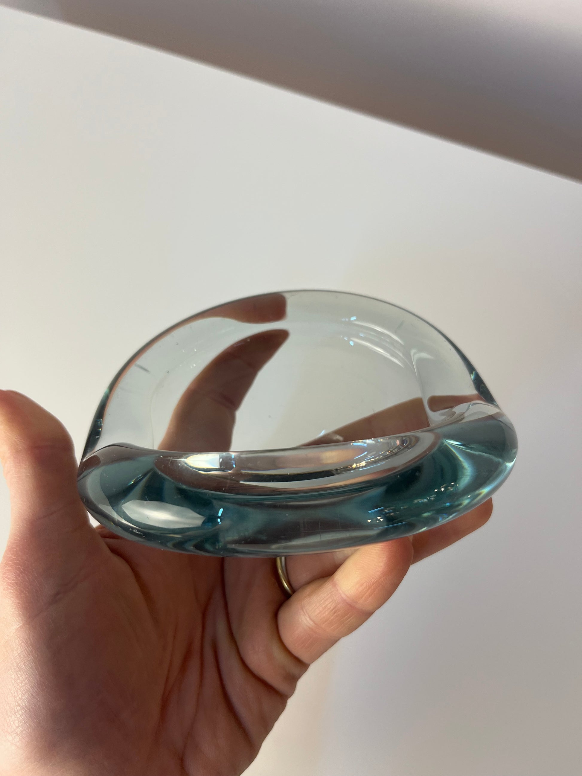Aschenbecher hellblau Glas von Per Lütken von Holmegaard