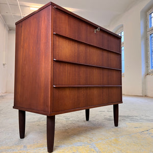 Kommode Teak mit Schloss aus Dänemark