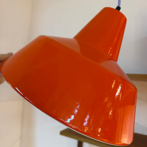 Industrielampe orangerot Emaille von Louis Poulsen