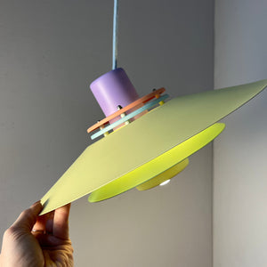 Lamellenlampe neu lackiert flieder gelb mint aus Dänemark