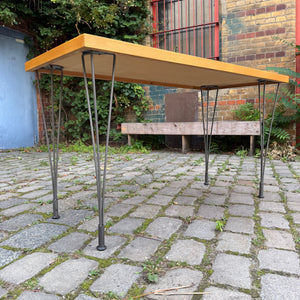 Klubtisch Typ 602/K Esche mit neuen Füßen von Hellerau