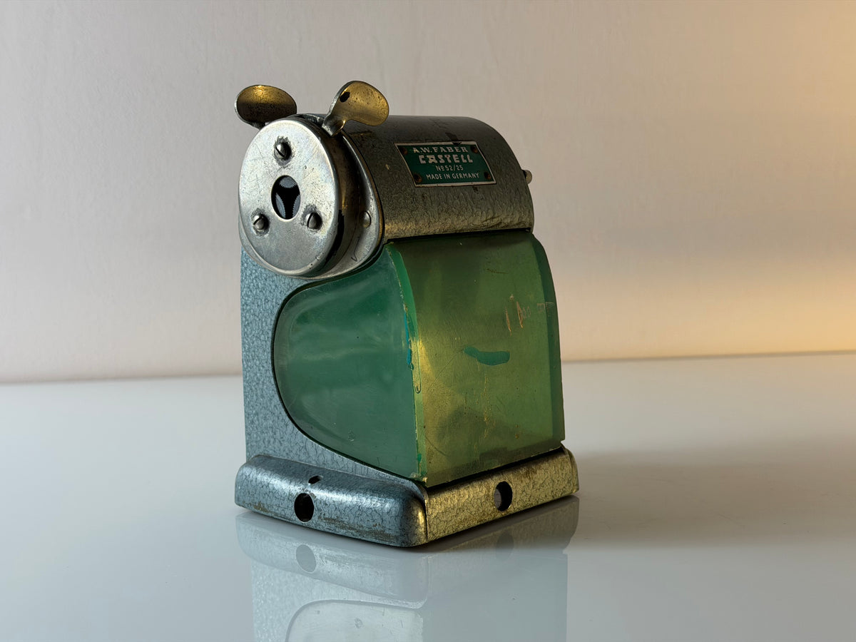 Spitzmaschine / Anspitzer No. 52/25 von A.W. Faber-Castell