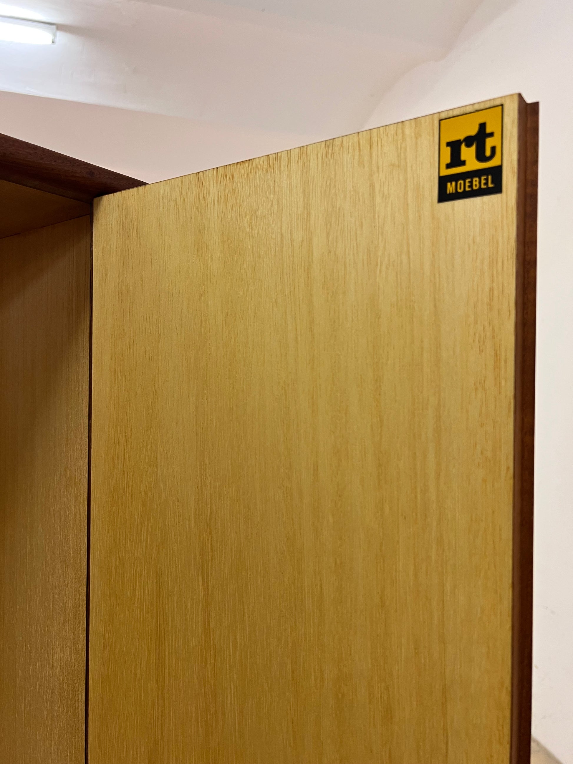 Kleiderschrank Typ 2994 Teak von rt Möbel