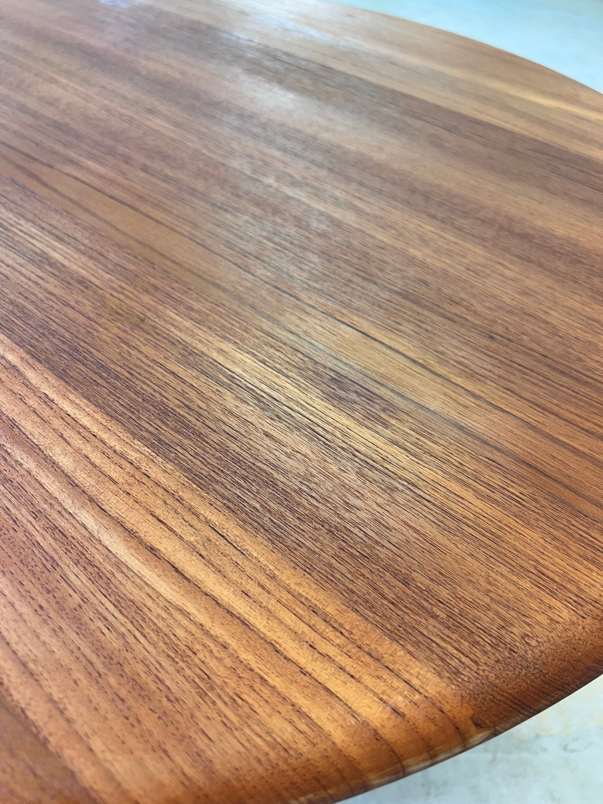 Runder Couchtisch Teak von Niels Bach