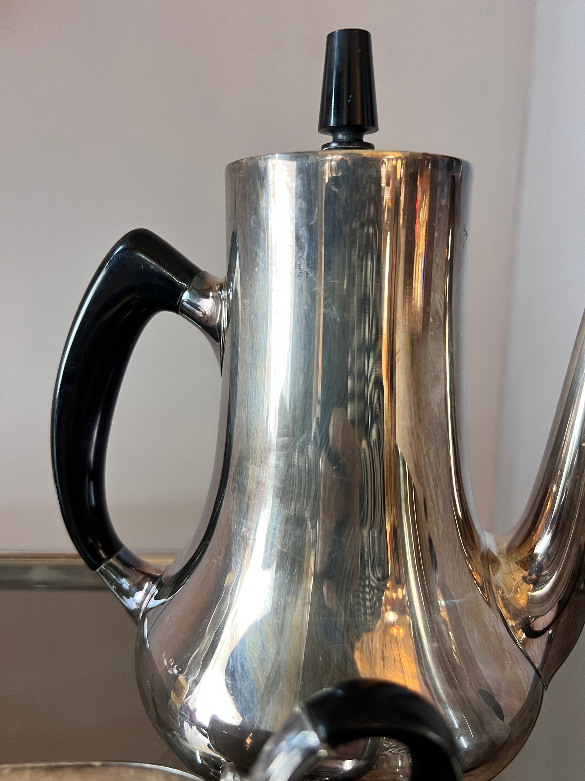 Set: Kanne, Zuckerdose, Milchkännchen & Sauciere Teile EPNS versilbert von Hans Bunde für COHR Denmark