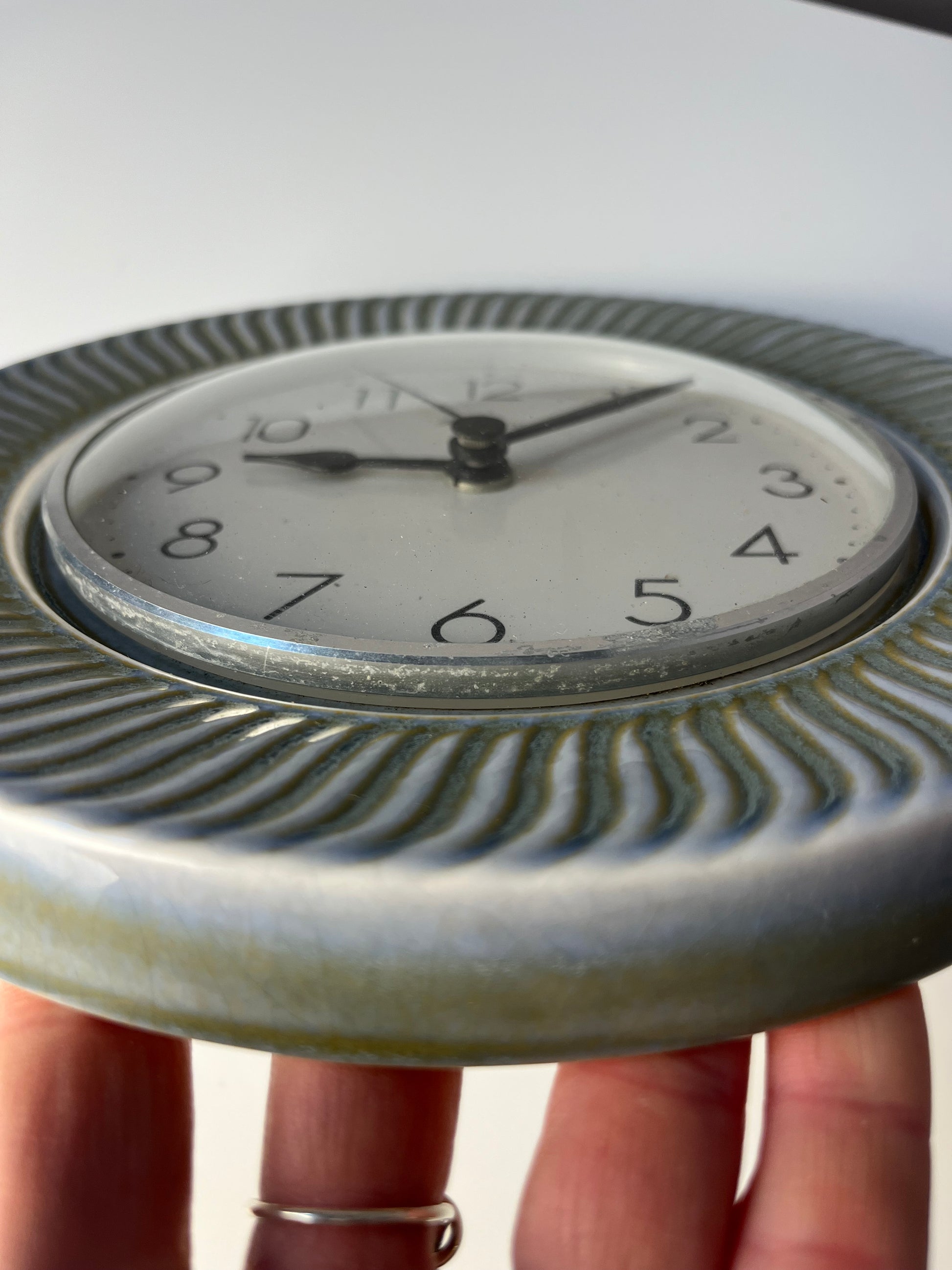 Wanduhr Keramik von Richter Quartz