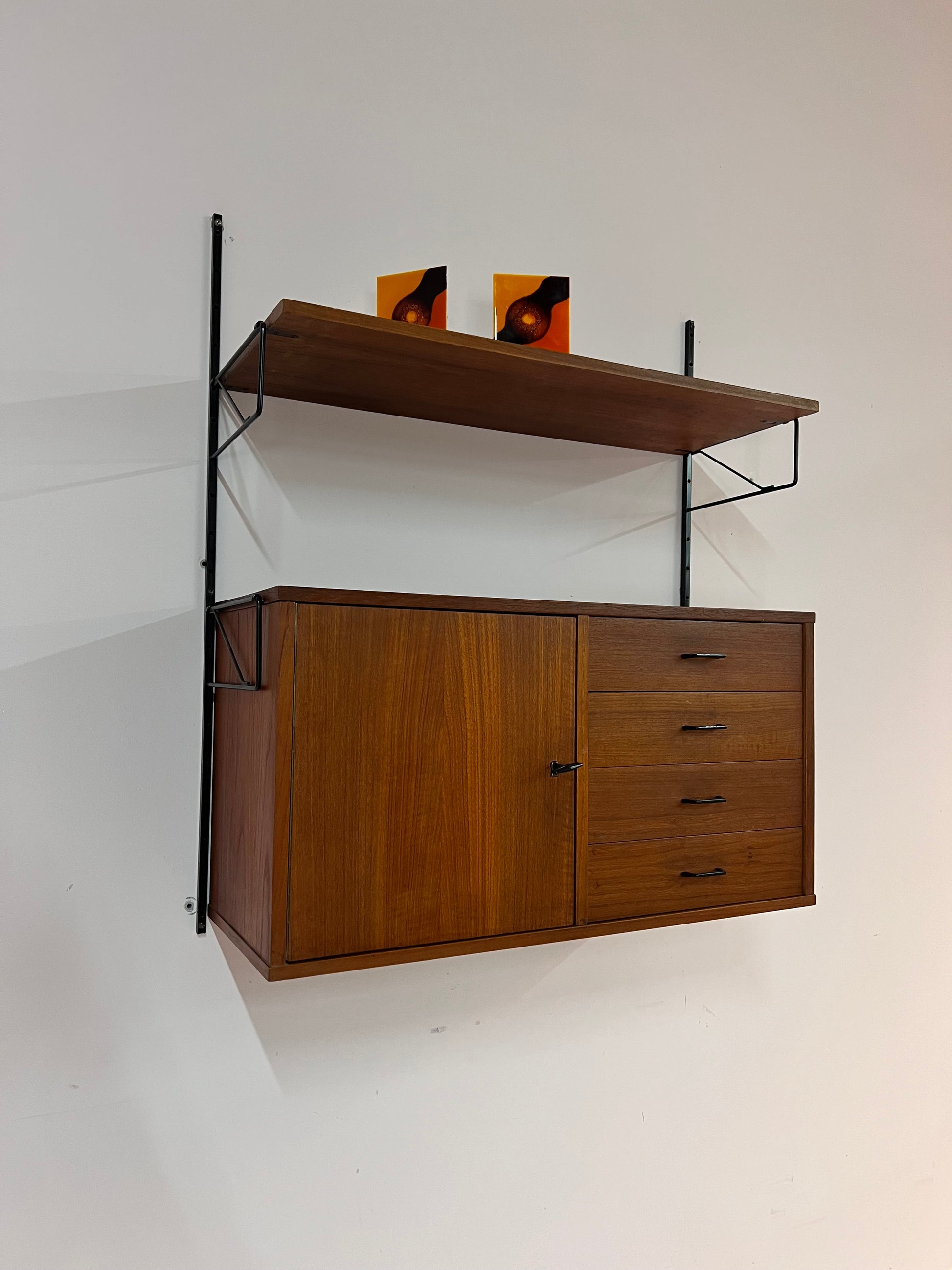 Wanderegal Teak