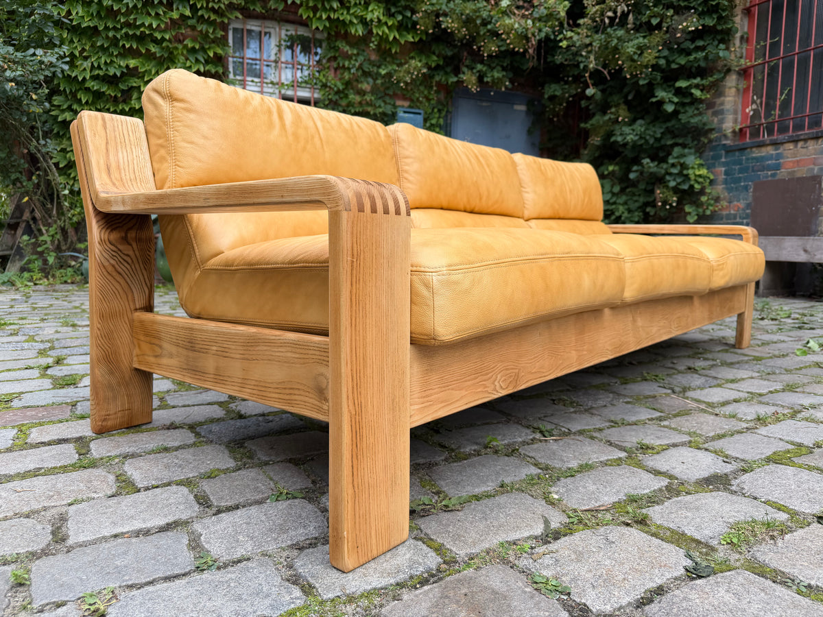 3-Sitzer Sofa gelb Echtleder Holz von Rolf Benz