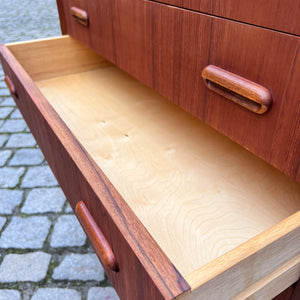 Kommode Teak mit Schloss aus Dänemark