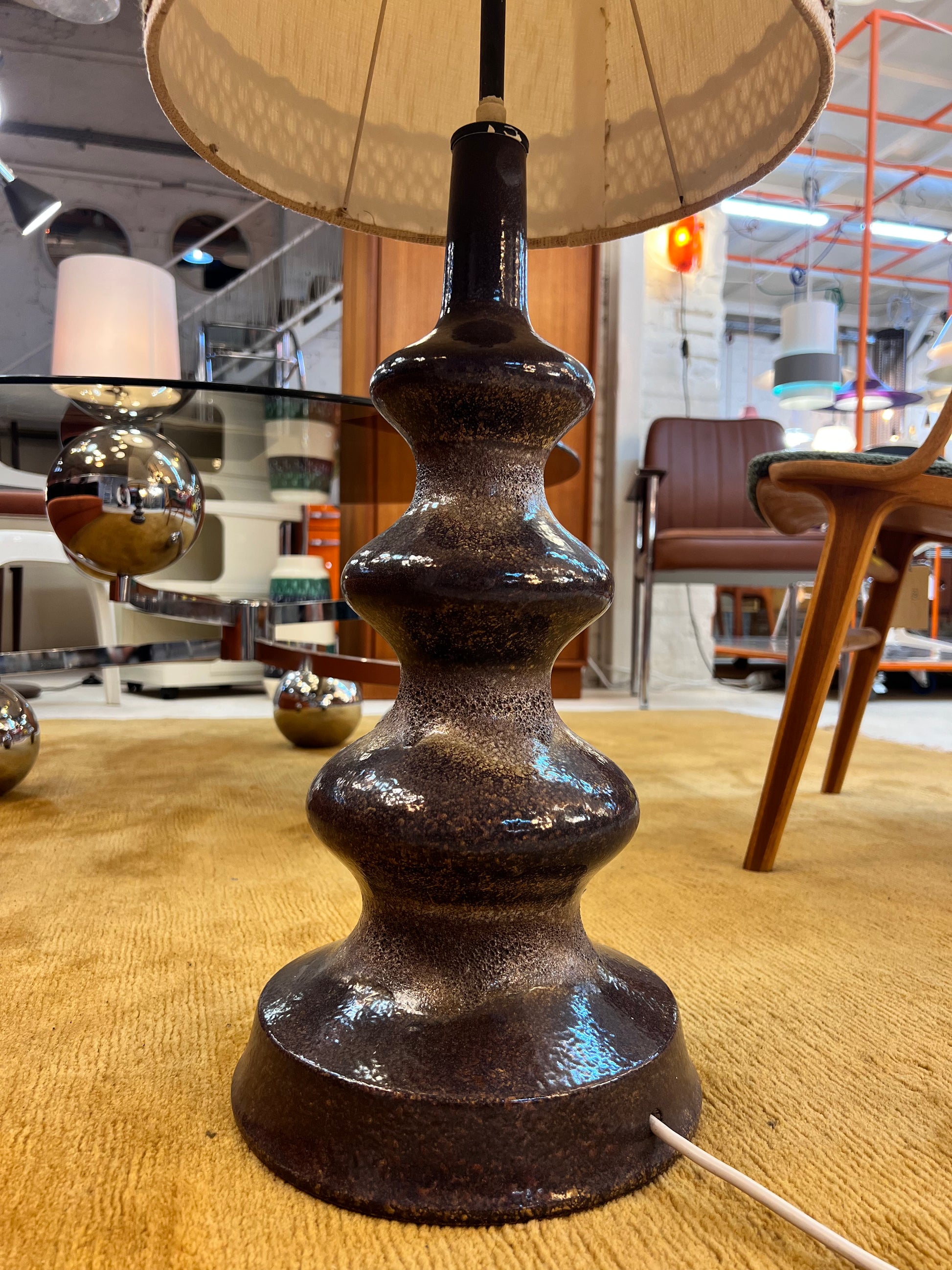 Stehlampe dunkelbraun beige Keramik von EEA Leuchten