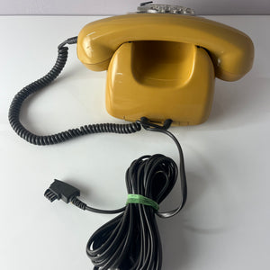 Telefon FeTap 611-2a gelb mit Wählscheibe und Kabel