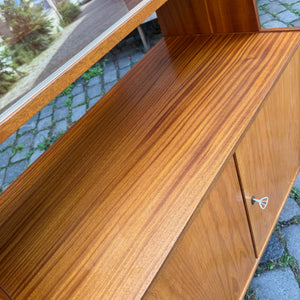 Aufsatzschrank mit Vitrine von VEB Möbelindustrie Halle
