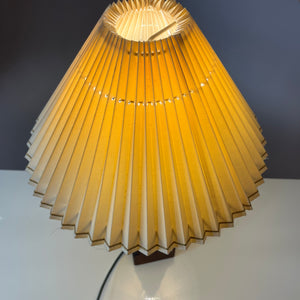 Tischlampe Teak aus Dänemark
