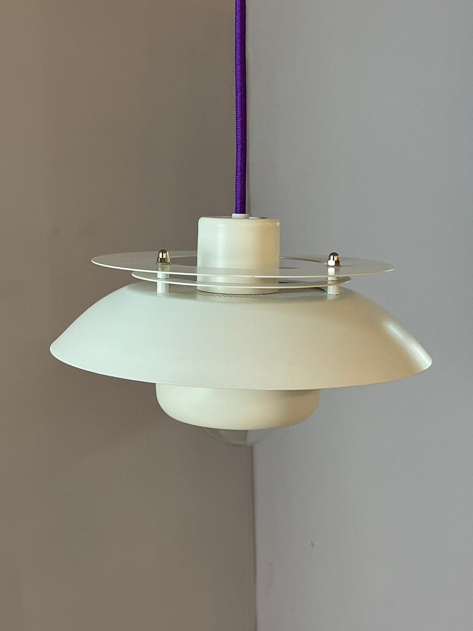 Lamellenlampe weiß aus Dänemark