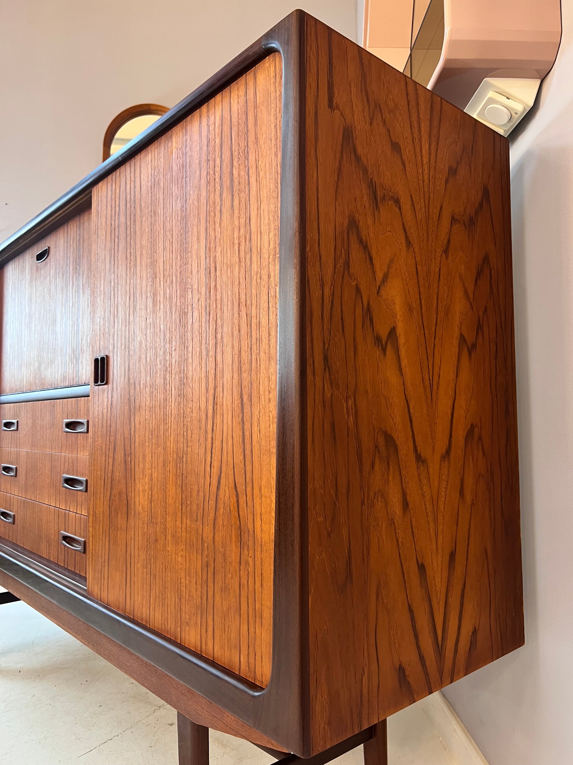 Highboard Teak aus Dänemark