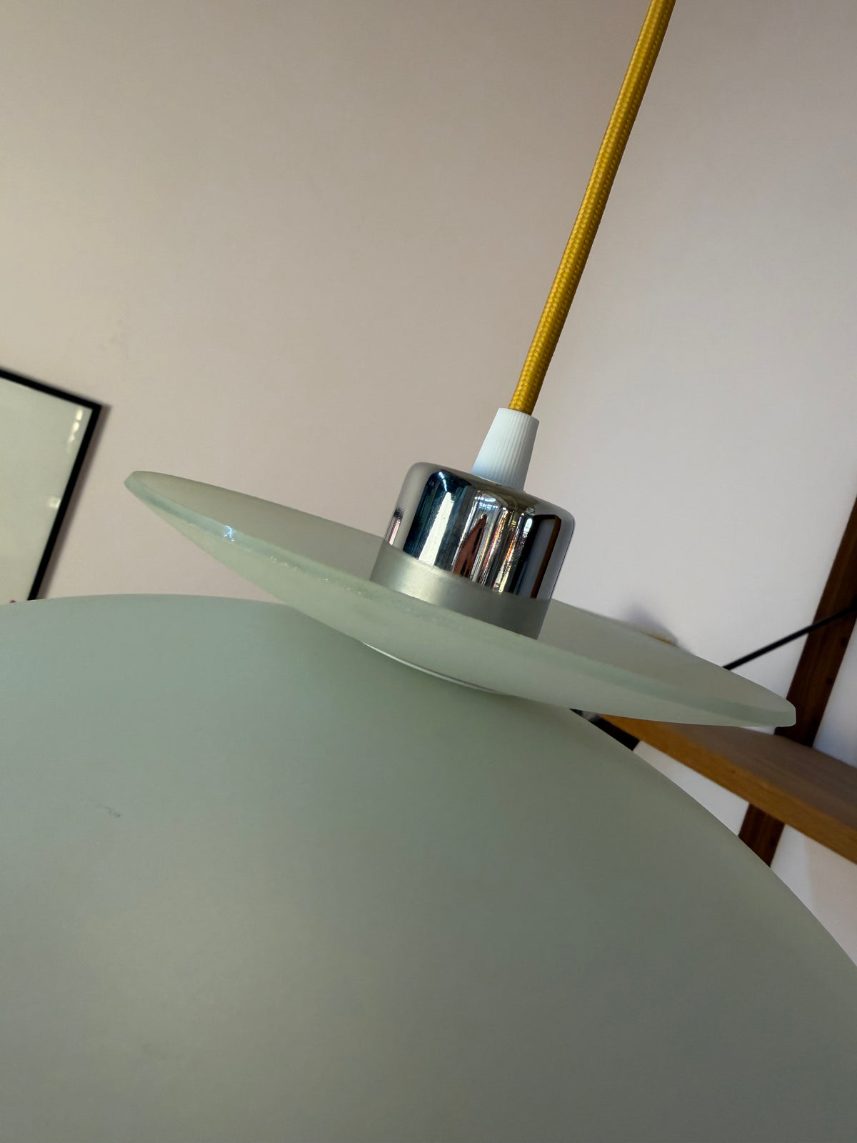 Lamellenlampe Milchglas aus Dänemark