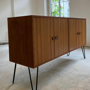 Sideboard Teak mit Flügeltüren & Messinggriffen