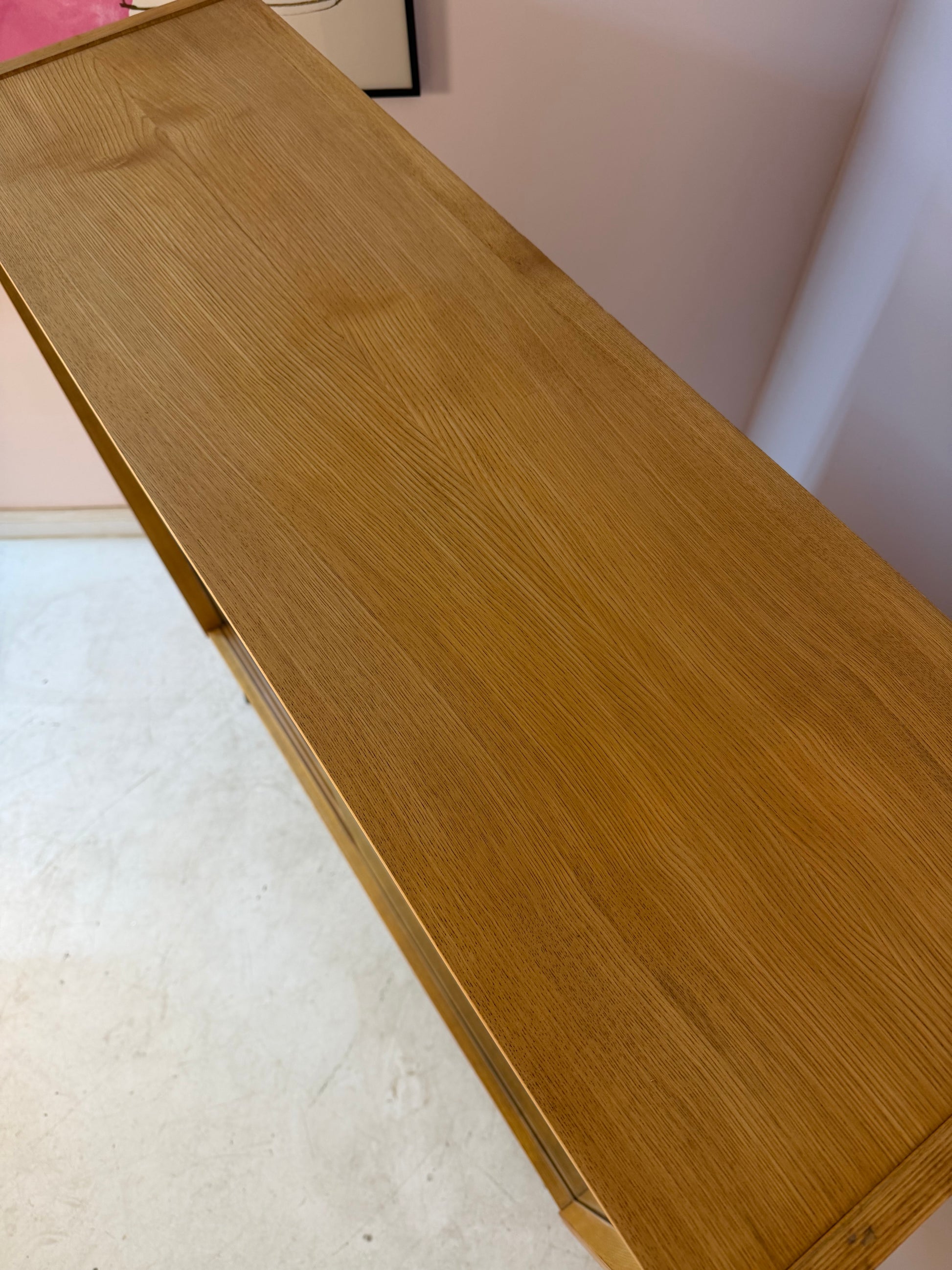 Vitrine Typ 430 mit neuen Hairpinlegs von Joachim Nebelung für Hellerau