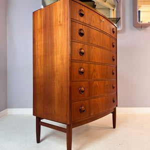 Kommode mit gerundeter Front Teak aus Dänemark