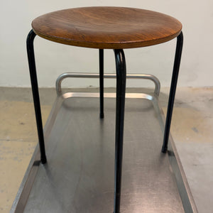 Dot Hocker schwarz Teak von Arne Jacobsen für Fritz Hansen