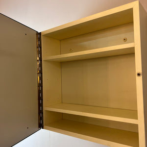 Spiegelschrank Quadrat grün von Hammarplast