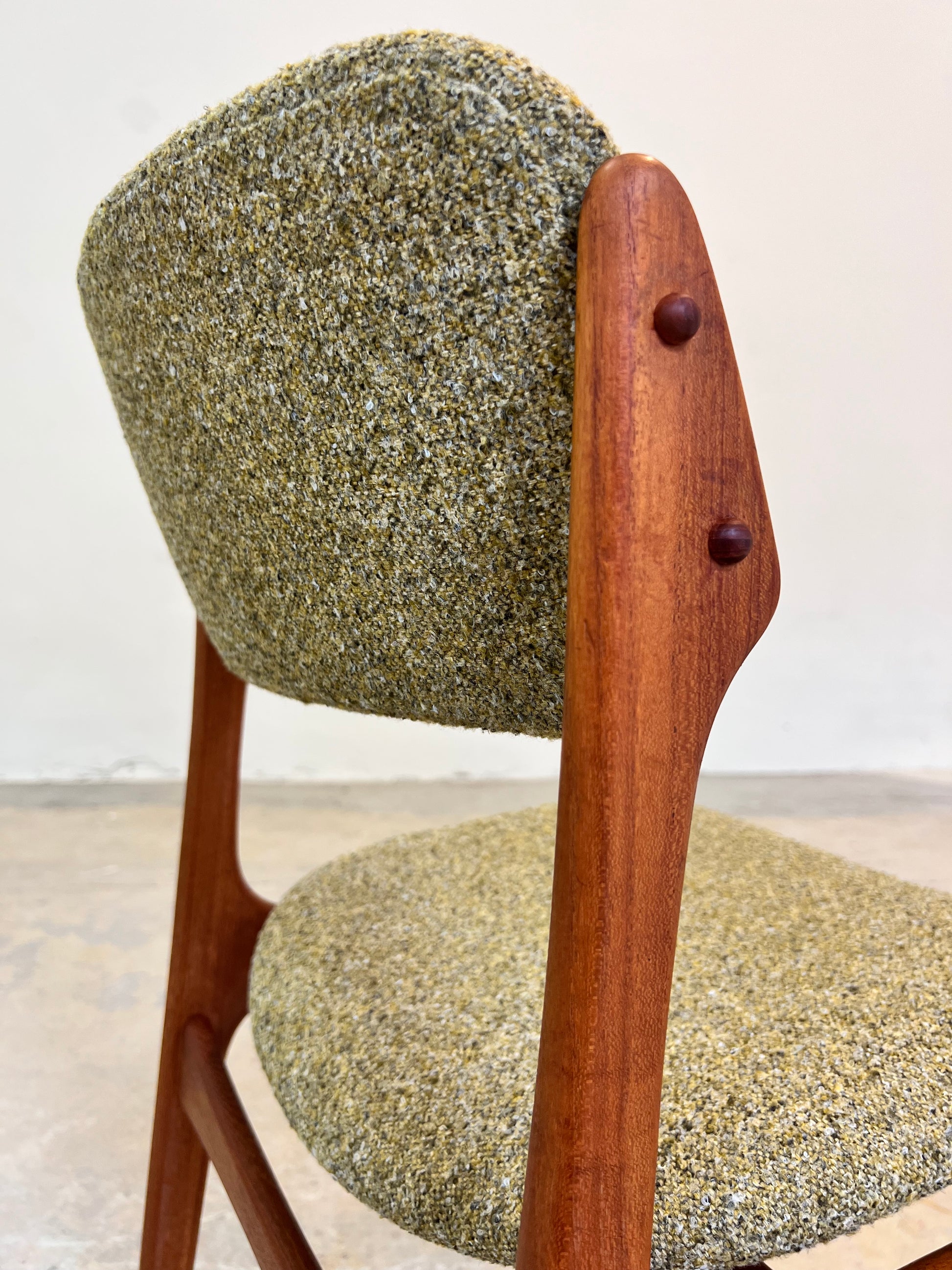 Polsterstuhl grün Teak neu gepolstert von Erik Buch