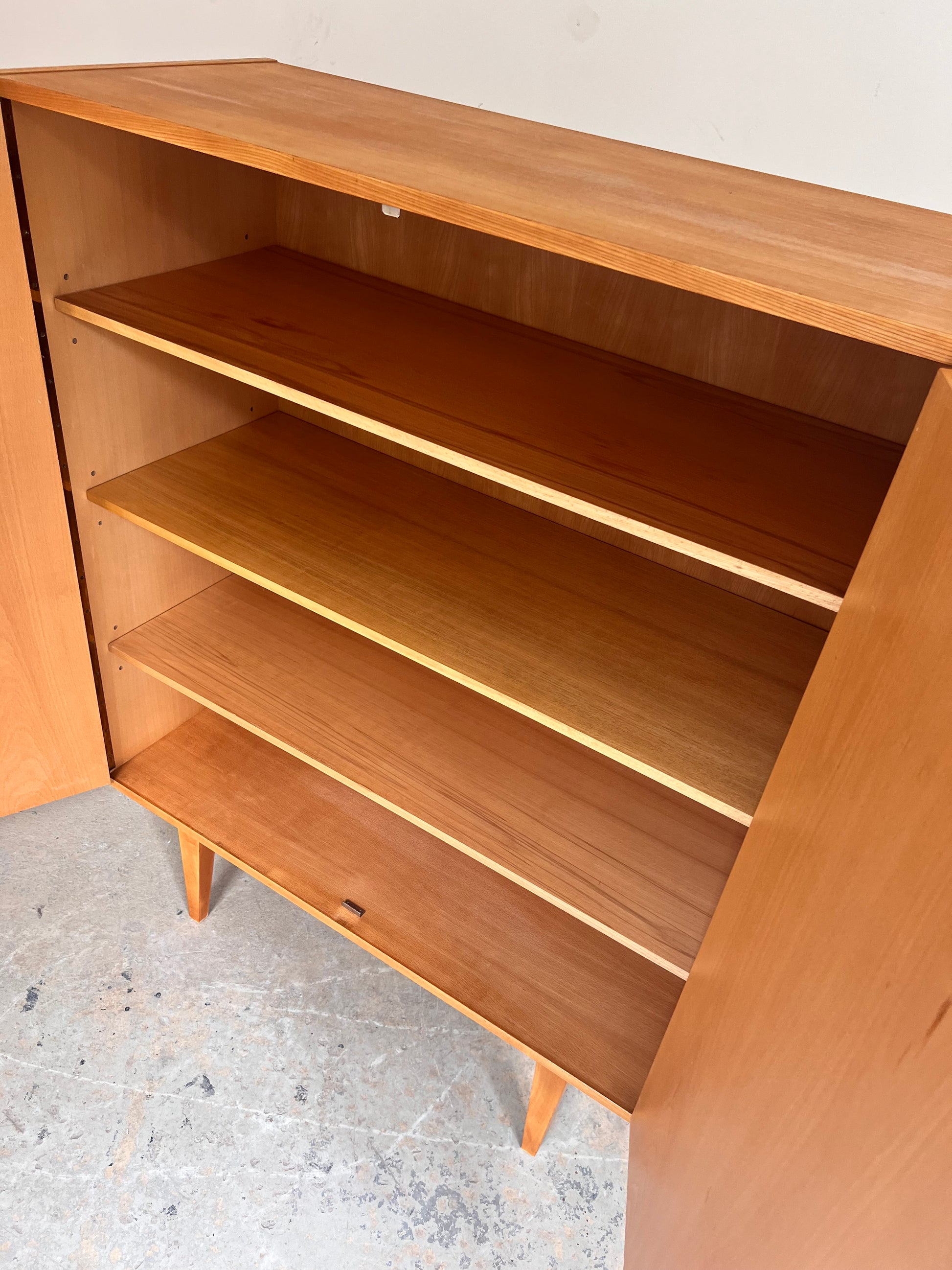Schrank Typ 602/B Esche von Franz Ehrlich für Hellerau