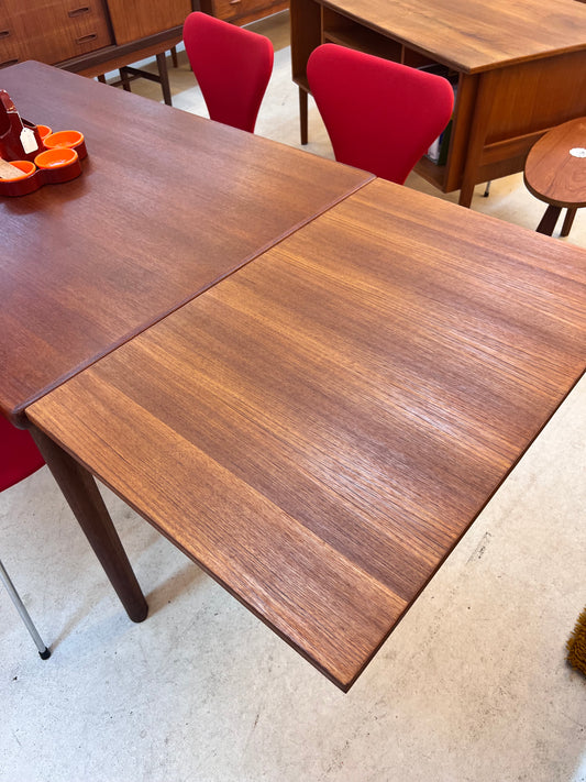 Esstisch Teak von Henning Kjaernulf