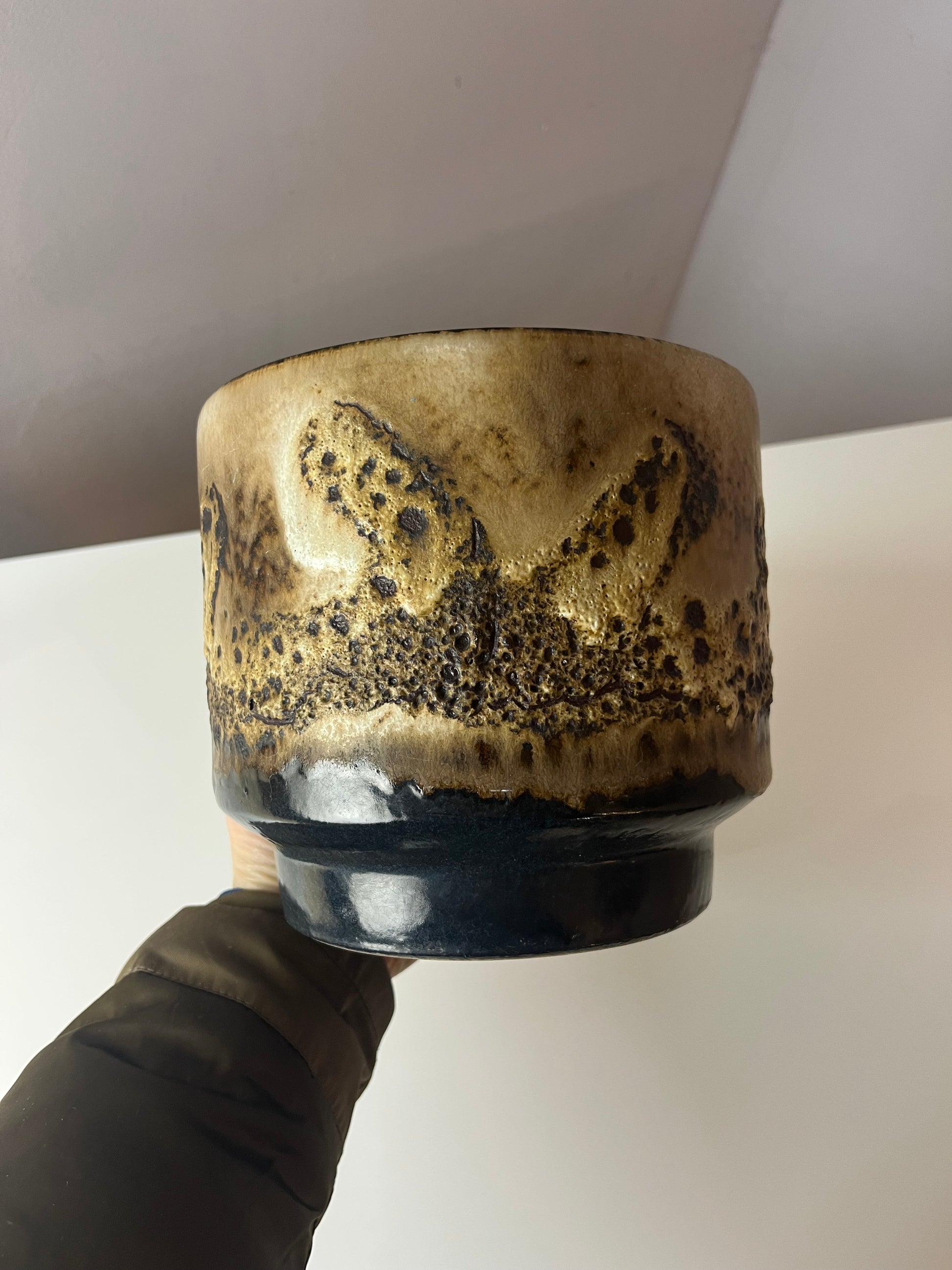 Blumentopf Fat Lava braun