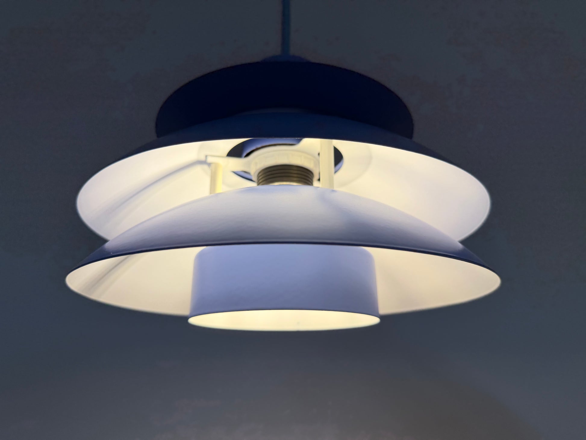 Lamellenlampe Typ 776 hellblau von Horn