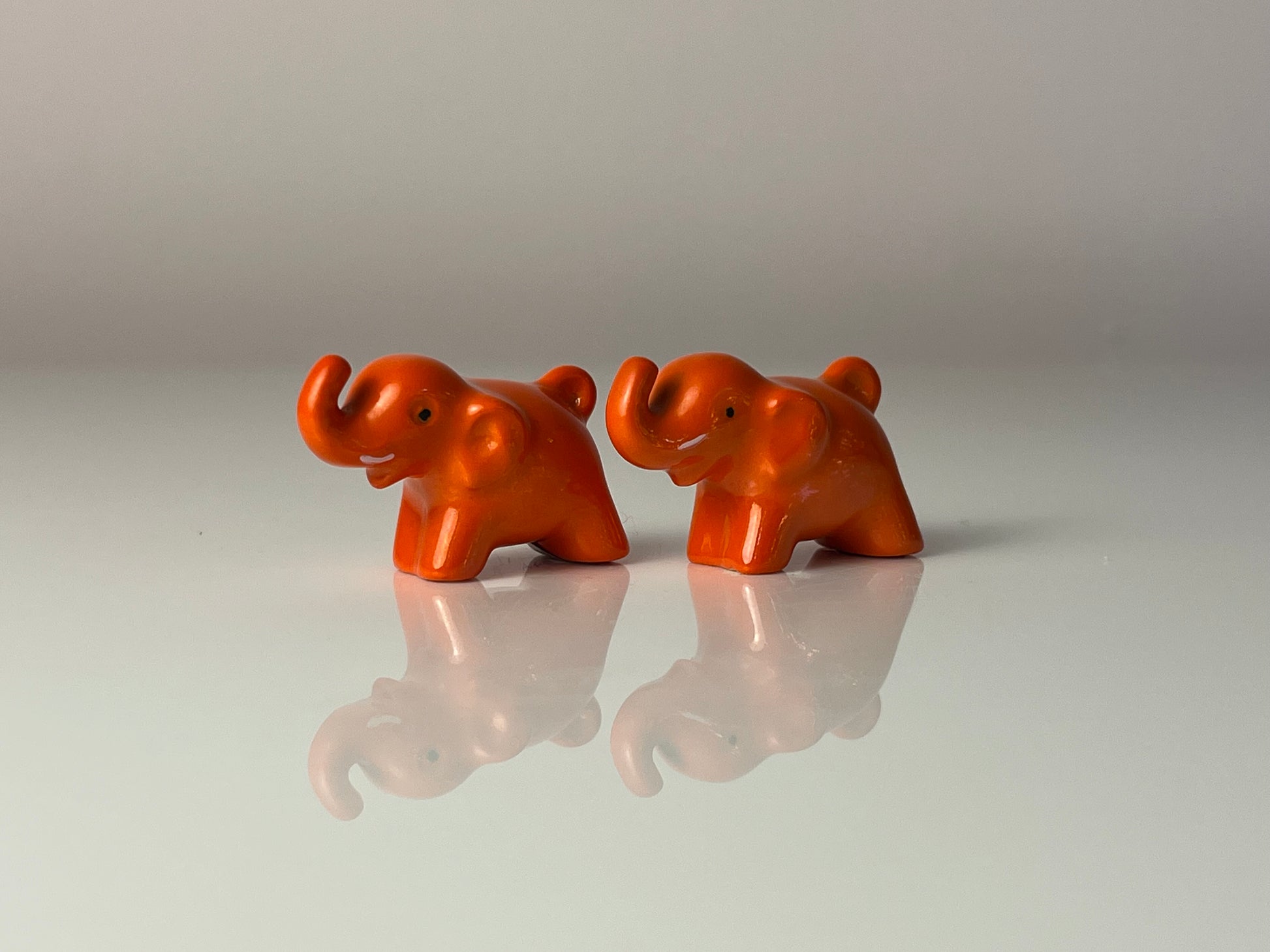 Set: 2x Mini Elefanten orange von Goebel