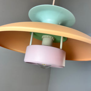 Lamellenlampe neu lackiert pastell-candy