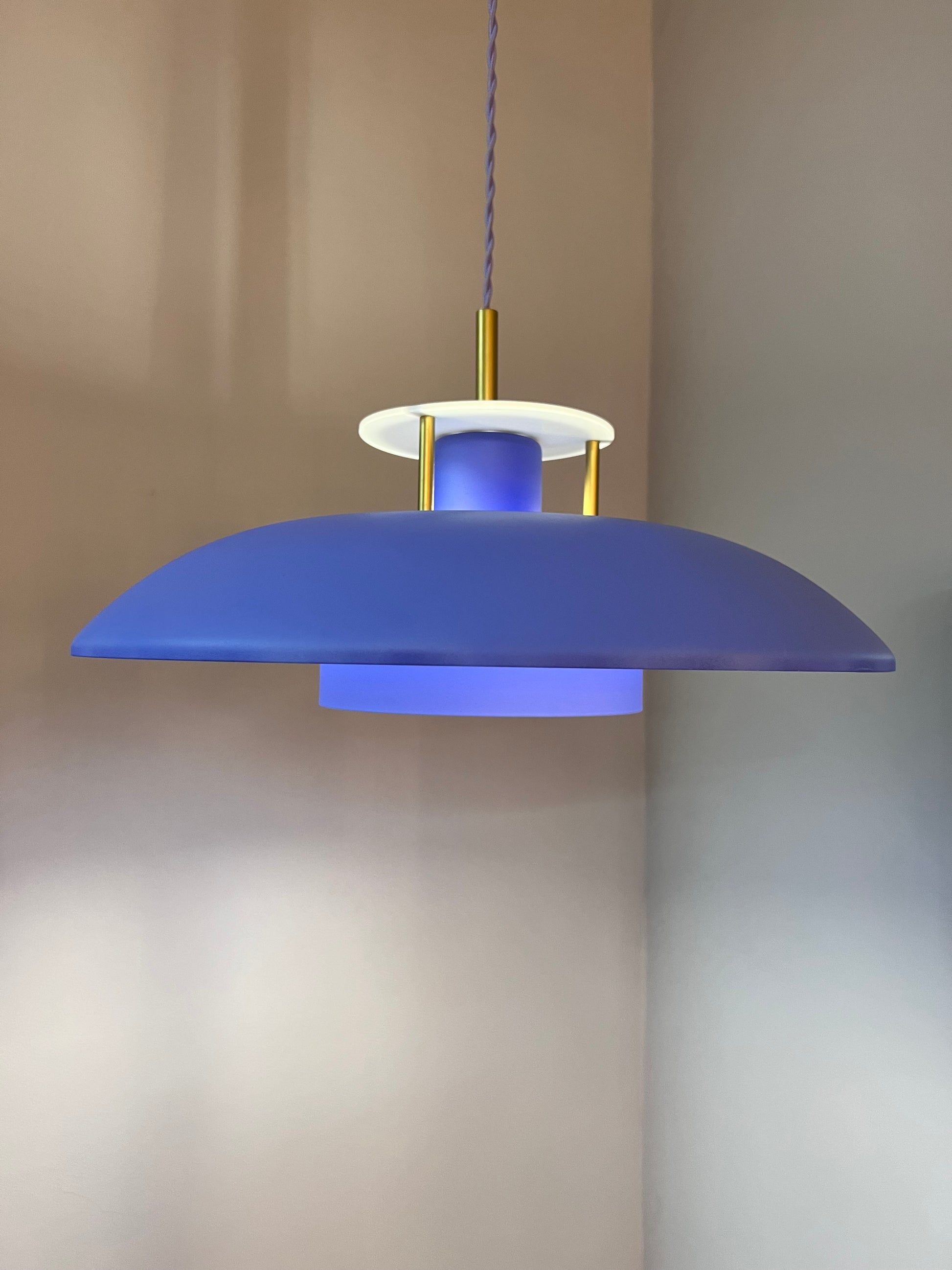 Lamellenlampe neu lackiert blau