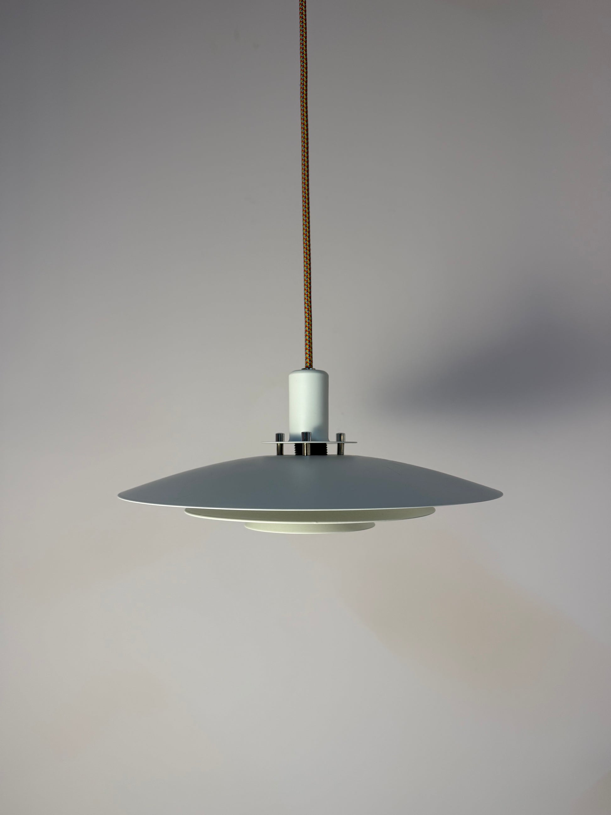 Lamellenlampe weiß aus Dänemark