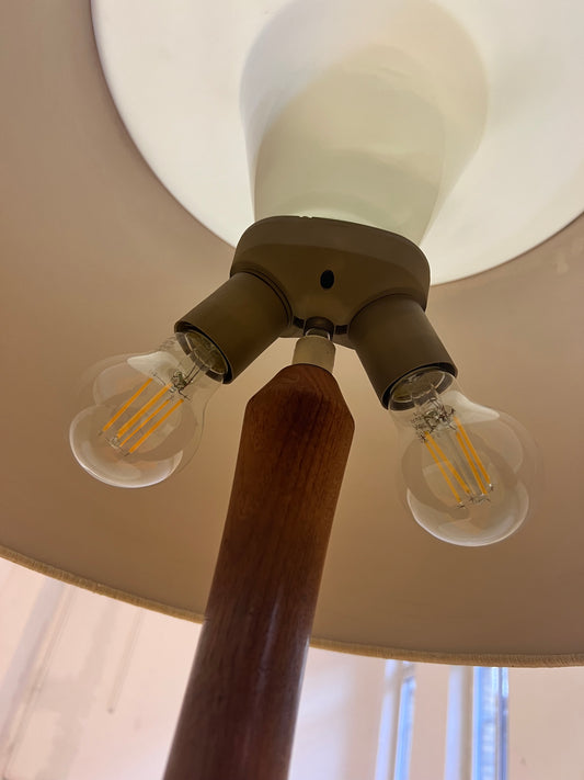 Tischlampe Teak & Rohseide von DOMUS