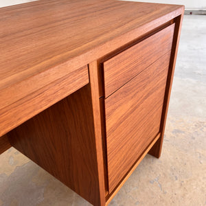 Schreibtisch Teak mit extra Laptop-Fach aus Dänemark