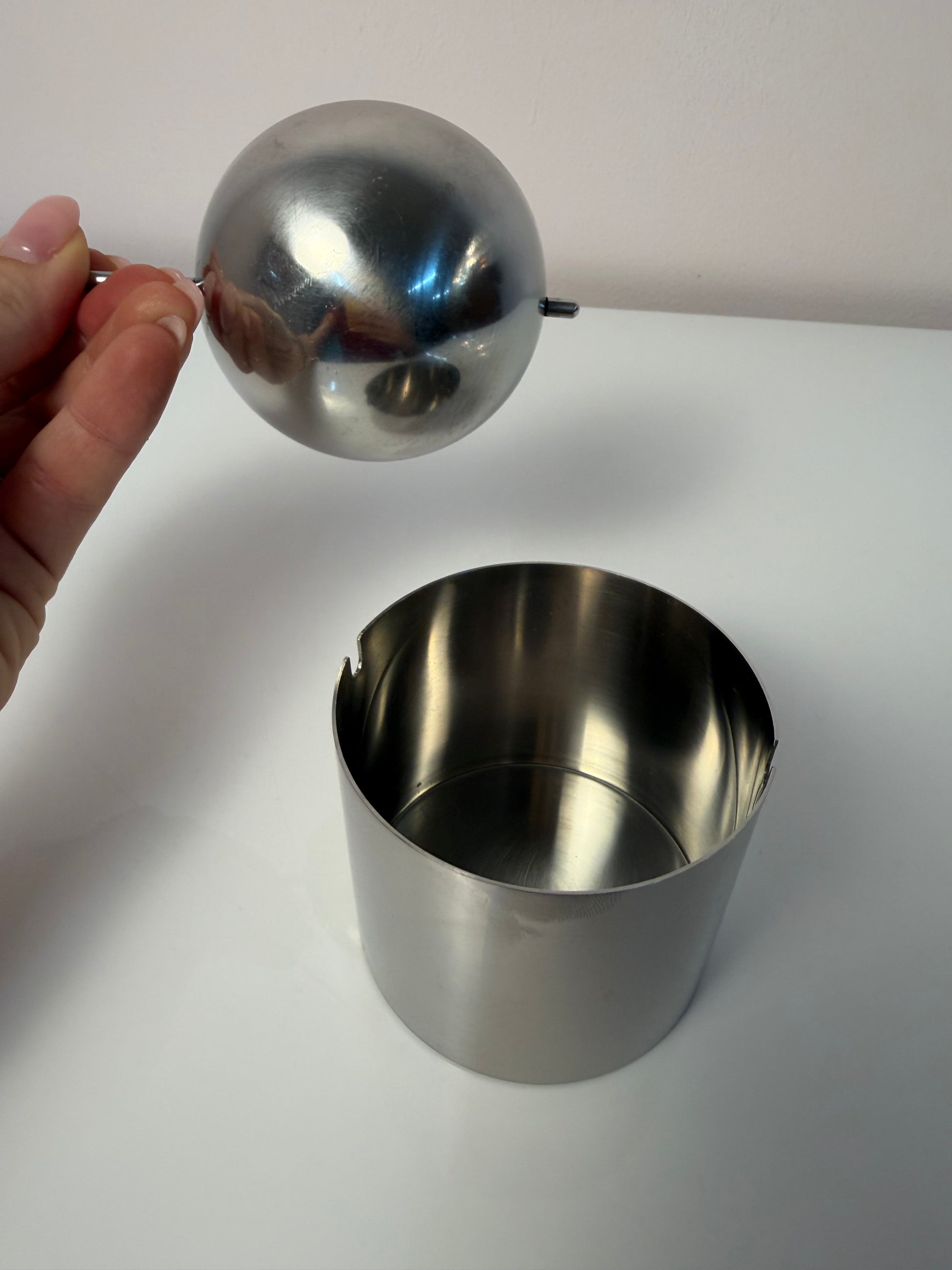 Aschenbecher Edelstahl von Arne Jacobsen für Stelton