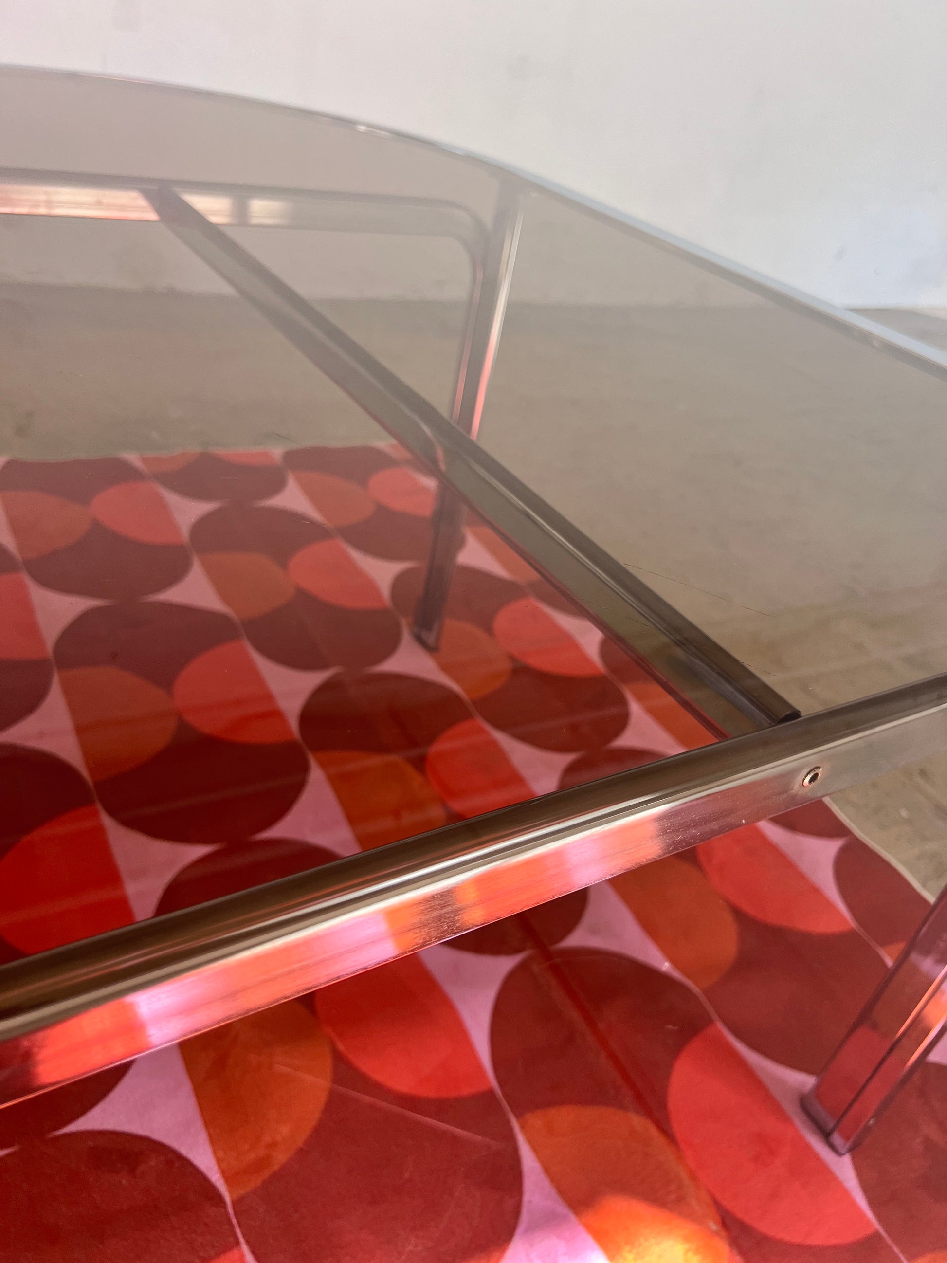 Ovaler Esstisch Rauchglas Chrom