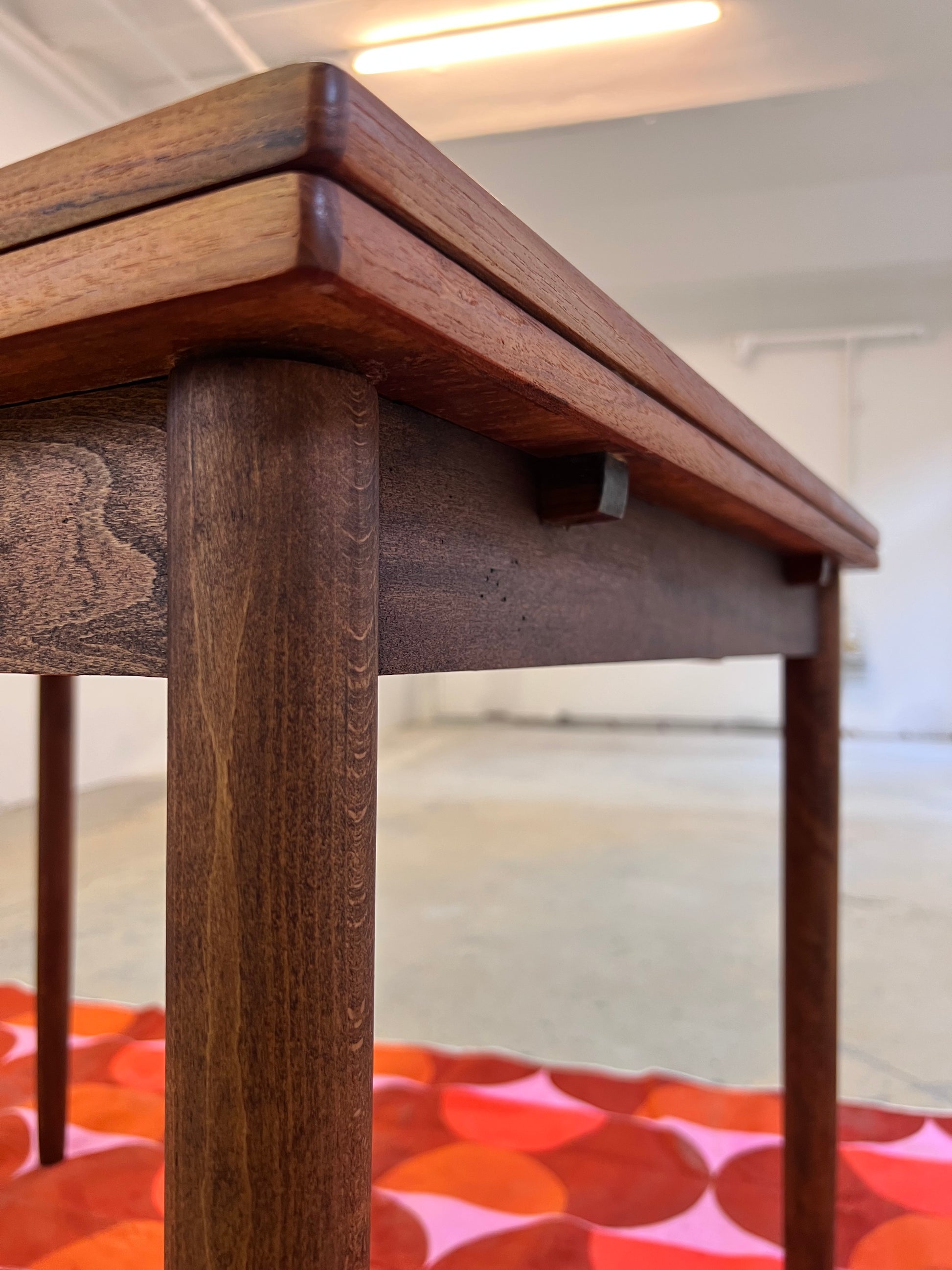 Kleiner ausziehbarer Esstisch Teak aus Dänemark