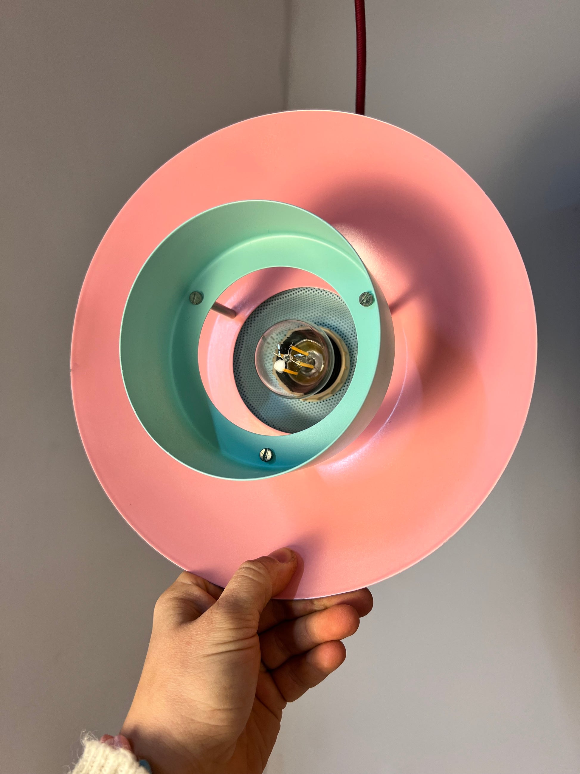 Lamellenlampe neu lackiert mint rosa lila aus Dänemark