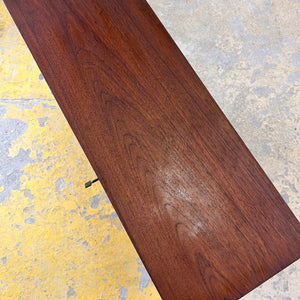 Schmale Kommode Teak auf Hairpinlegs aus Dänemark